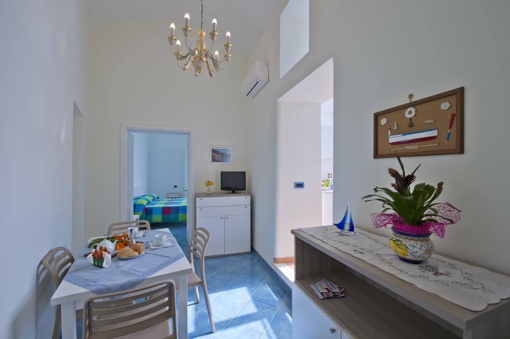 Blu Rose Appartement Amalfi Buitenkant foto